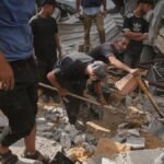 deadly-airstrikes-hit-gaza,-killing-dozens-of-people-overnight