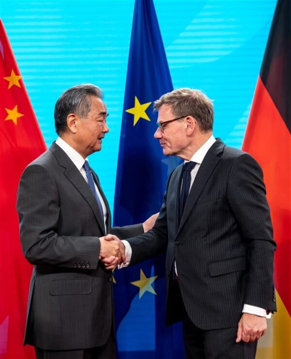 wadephul-meets-chinese-counterpart-wang-yi