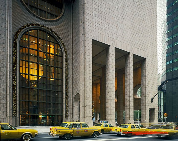 op&ed:-johnson’s-at&t-building-is-influential-—-but-is-it-good?
